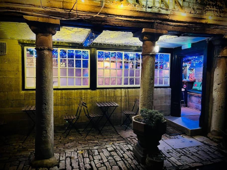 Bisley  Bear Inn - Bisley מראה חיצוני תמונה